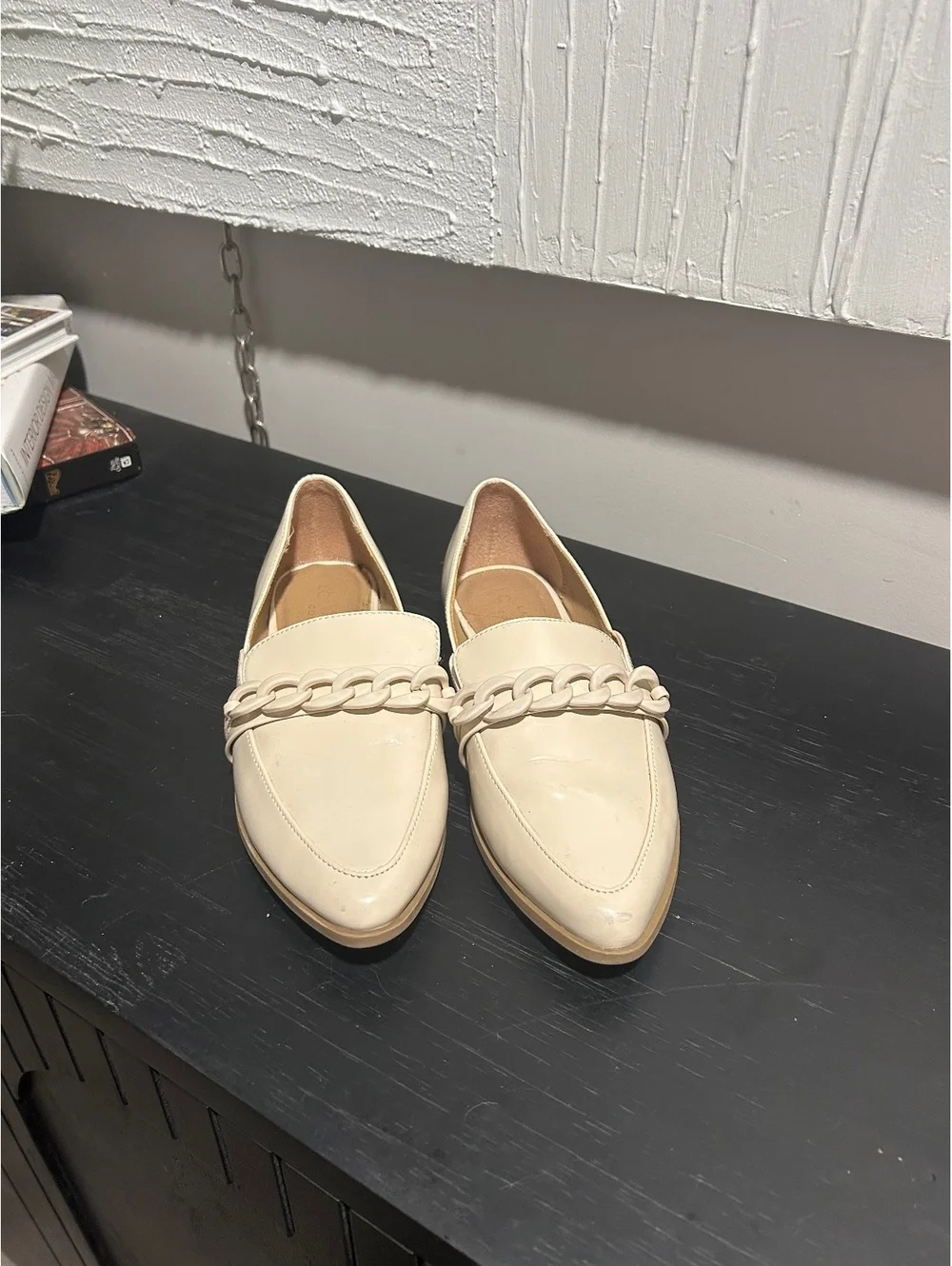 LC Lauren Conrad Demii Chain Loafers in Bone / Cream size 6.5